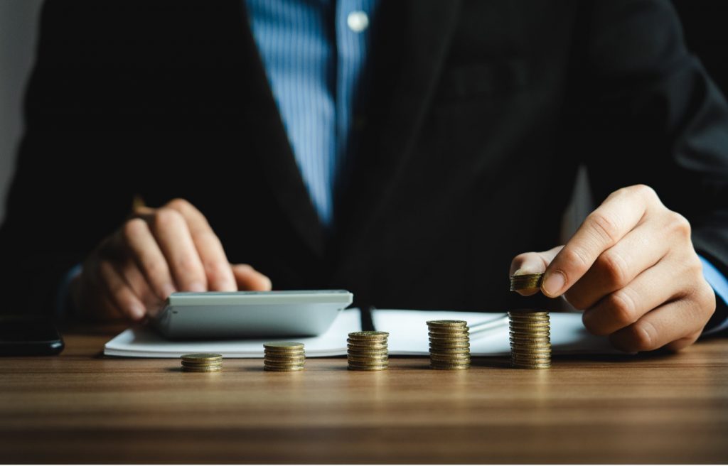 Evan Vitale Explores Cross-Border Investments in Private Equity Risks and Rewards