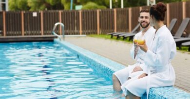 How Today’s Pool Builders Design for Outdoor Living, Not Just Swimming